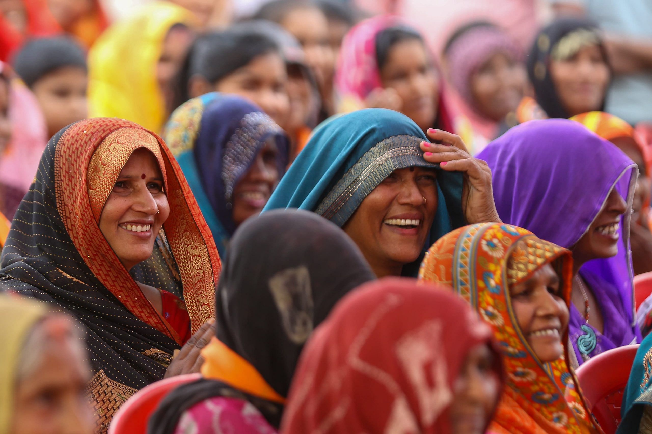 Women gather to hear Smriti Irani's speech | Suraj Singh Bisht | ThePrint