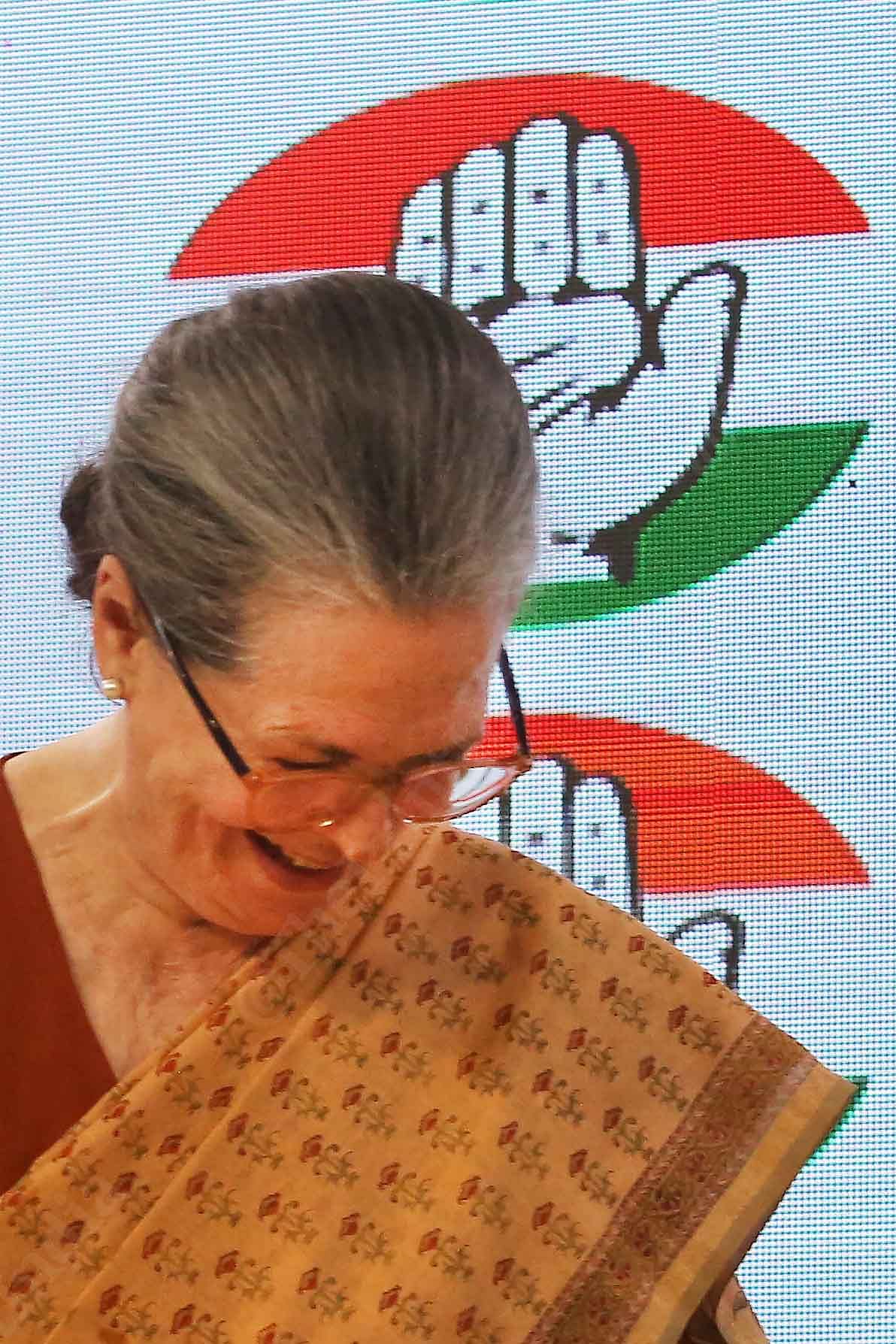 A cheerful Sonia Gandhi at the press conference | Praveen Jain | ThePrint