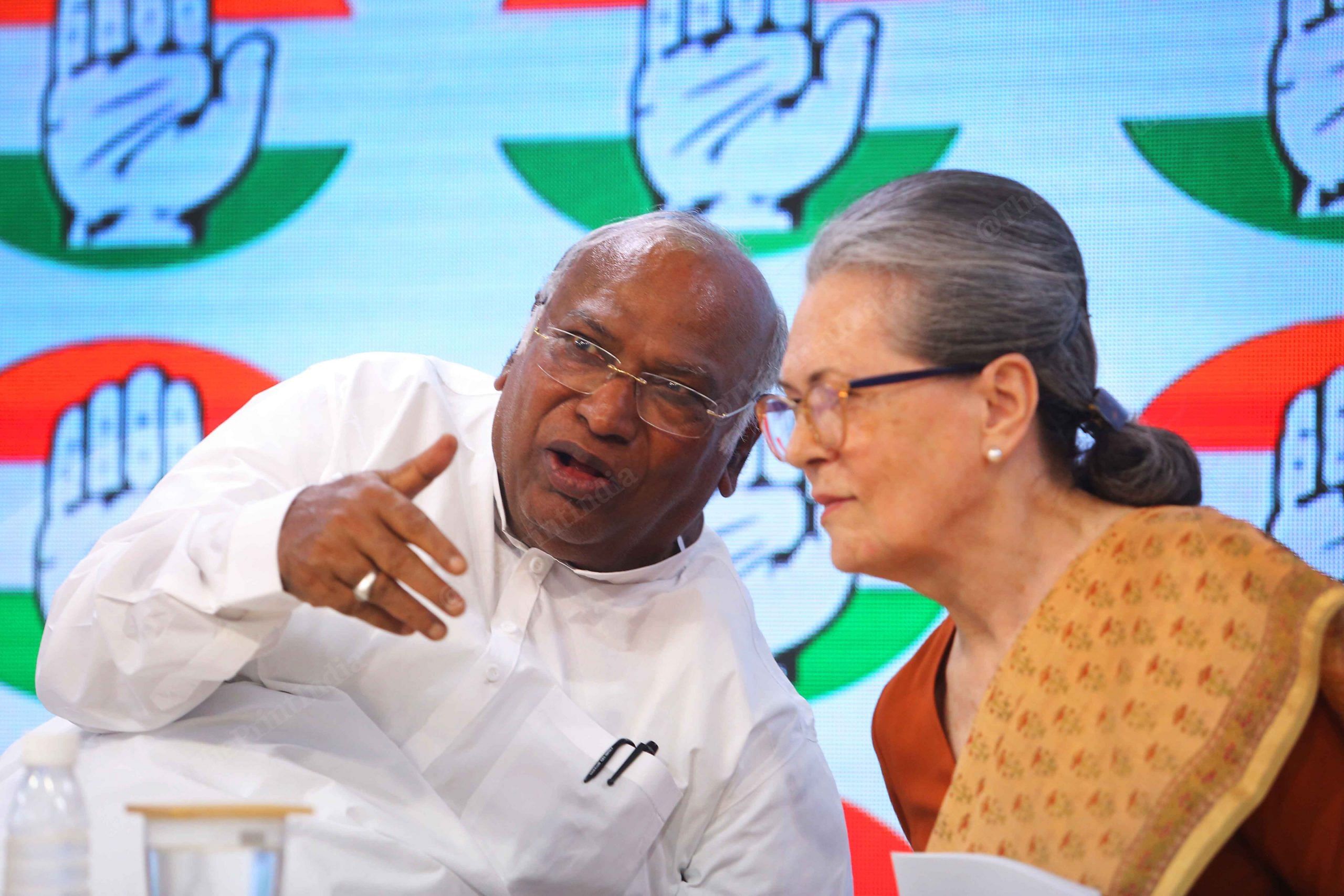 Congress leaders Mallikarjun Kharge and Sonia Gandhi | Praveen Jain | ThePrint