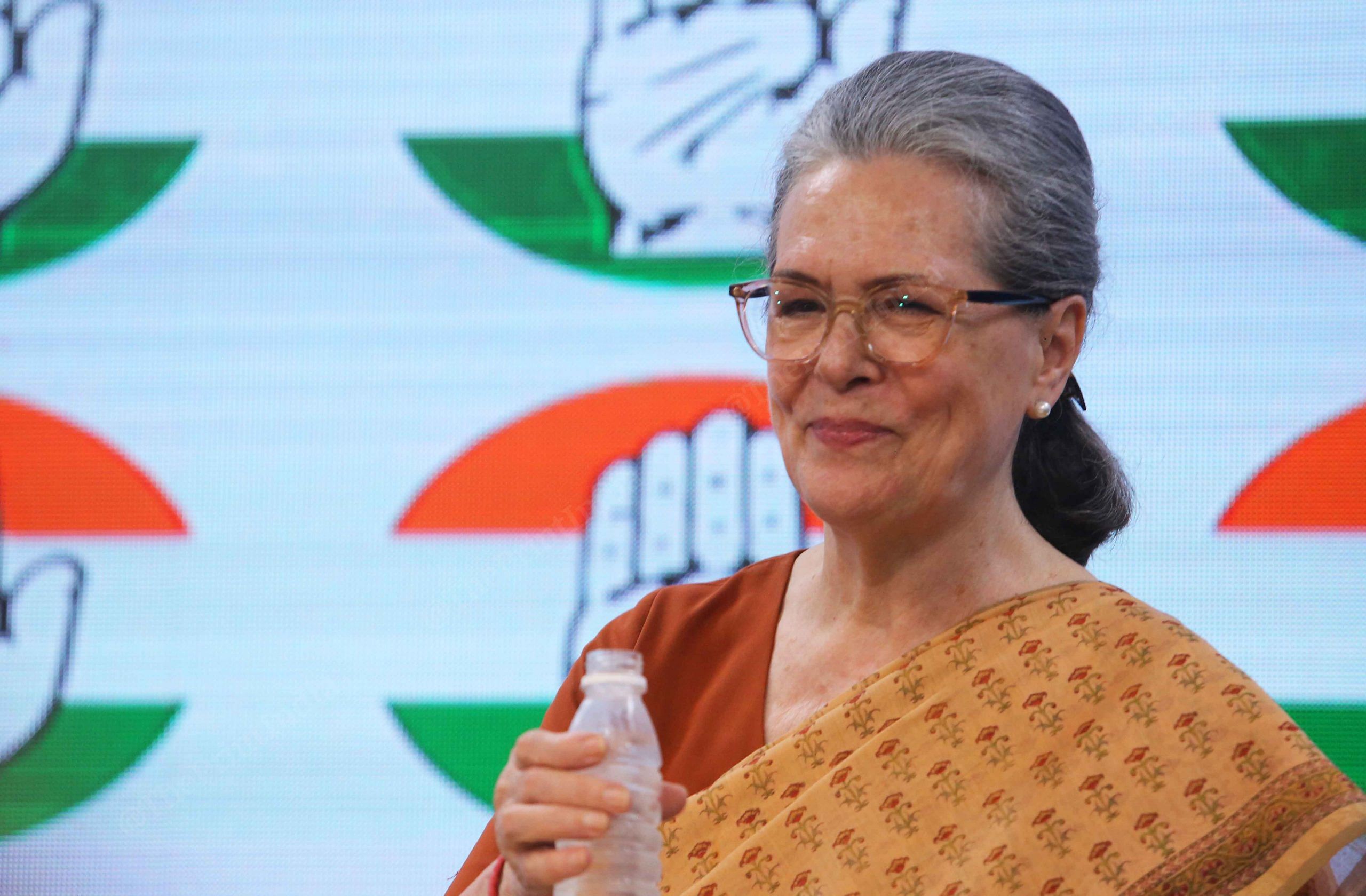 Sonia Gandhi at the press briefing | Praveen Jain | ThePrint