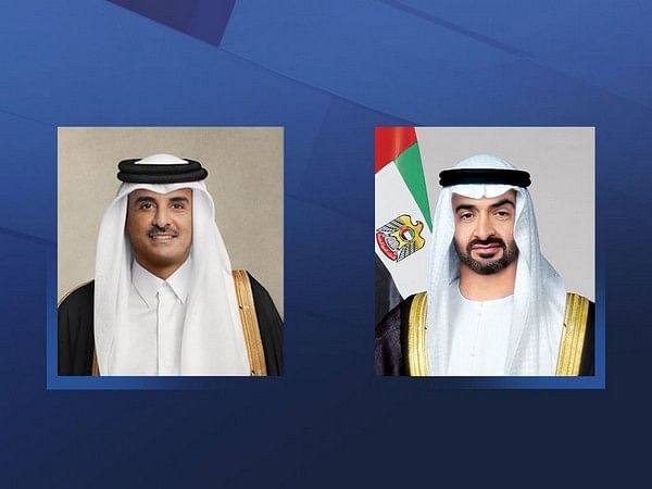 UAE President receives Emir of Qatar upon arrival in UAE on fraternal visit