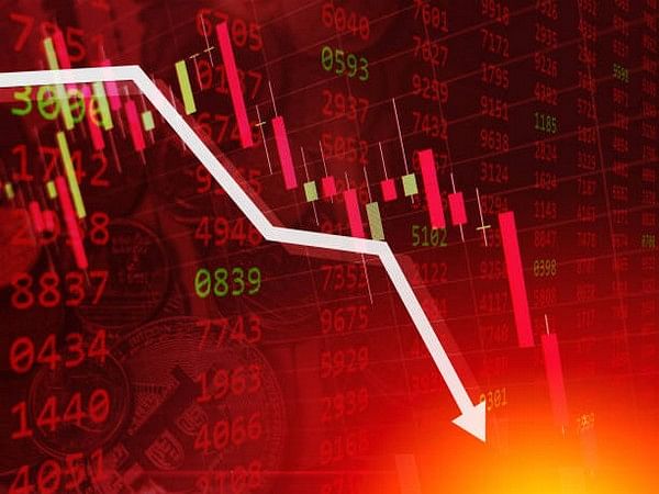 Market mayhem: Sensex-Nifty plummet as NDA short of 300 seat mark