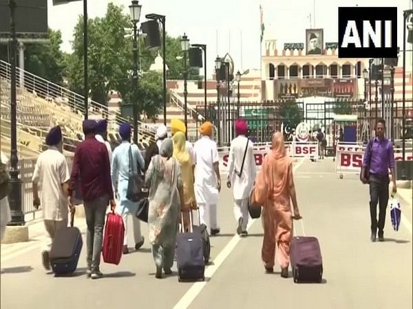 Pakistan issues 962 visas to Sikh pilgrims from India to attend Guru Arjan Dev event