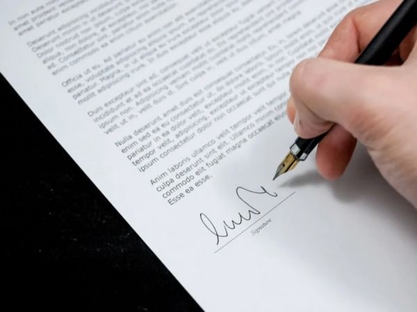 Muthoot Microfin and SBI sign co-lending agreement to empower women entrepreneurs