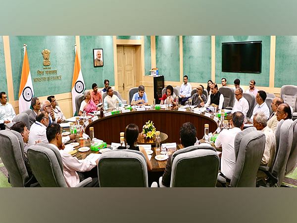 Farmers' lobby advocates lifting ban on exports of key agricultural products