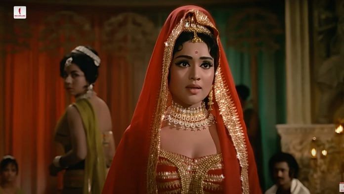 Vyjayanthimala in Amrapali (1966) | Photo: YouTube screengrab