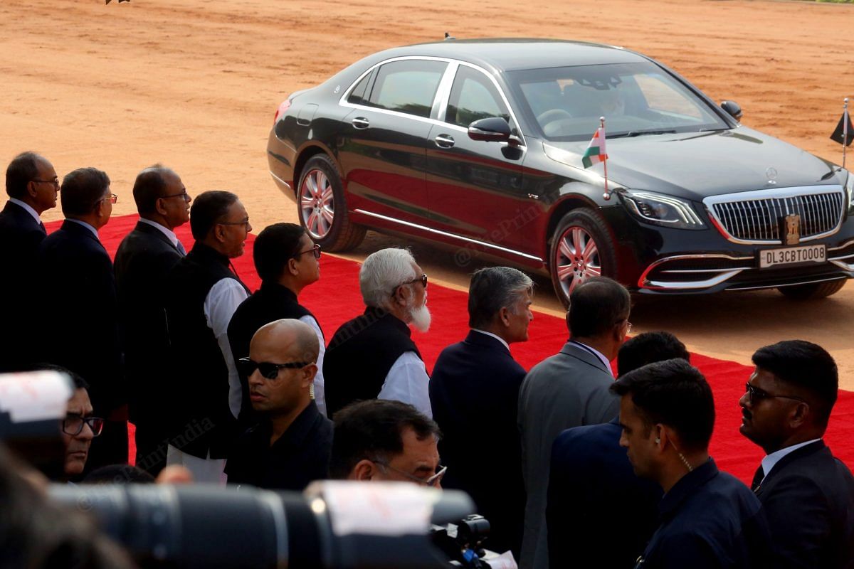 Bangladeshi delegation welcoming his PM Sheikh Hasina on her arrival | Praveen Jain | ThePrint