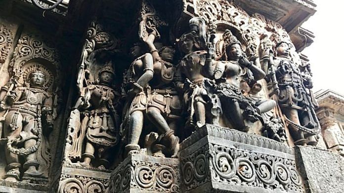 Representational image | 12th-century stone carving of dancers at Shaivism Hindu temple Hoysaleswara arts Halebidu Karnataka India | Wikimedia Commons