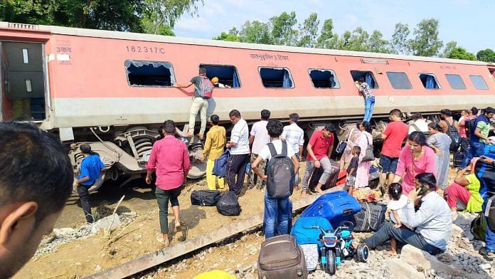 The accident occurred near Pikaura village between Motiganj and Jhilahi railway stations when 8 coaches of Chandigarh-Dibrugarh Express derailed | Photo: By special arrangement