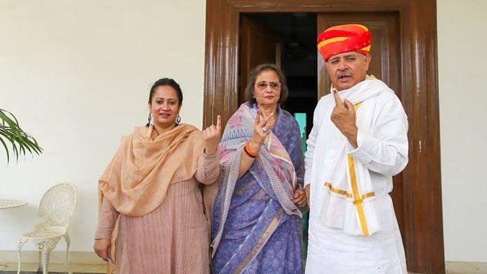 File photo of Arti Rao with mother and father Rao Inderjit Singh | By special arrangement