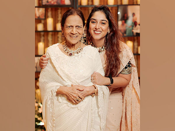 Ira Khan shares adorable pictures with grandmother Zeenat Hussain