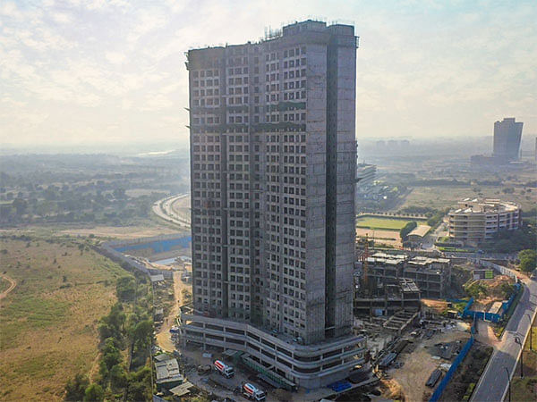 Hindustan Infrastructure Solution Empowers Gujarat's Skyline with State-of-the-Art Concrete Pump for SOBHA Dream Heights