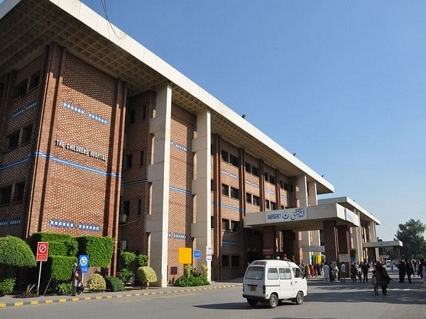 Pak hospital exchanges sick baby boy with dead girl, family seeks justice