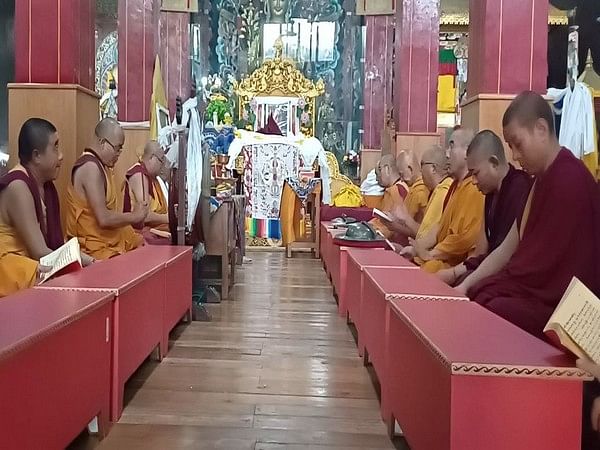 Bihar: Tibetan monks offer prayers for long life of Dalai Lama in Bodh Gaya 