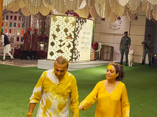 Anil Ambani, Tina Ambani radiate joy at Anant Ambani's haldi ceremony ...