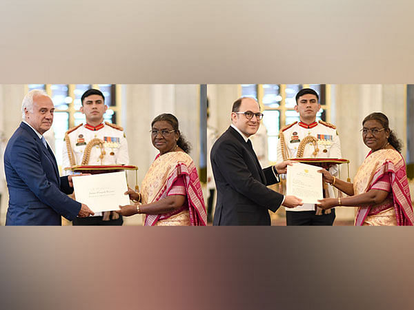 President Murmu accepts credentials from envoys of South Sudan, Zimbabwe, Argentina