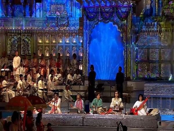 Musical maestros enthrall guests with spellbinding performance at Anant-Radhika's 'Shubh Ashirwad' ceremony