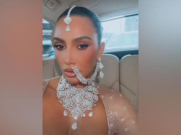 Kim Kardashian reacts to ‘Kimolika, Khloena’ meme