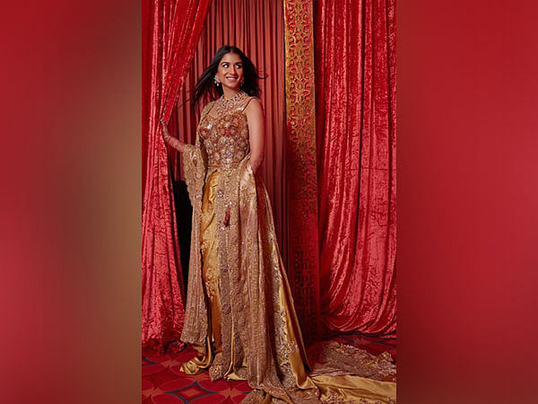 Radhika Merchant is a vision to behold in golden ensemble, see her reception look 