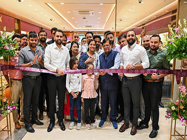 Malabar Gold & Diamonds Unveils New Store in Paschim Vihar, Delhi NCR