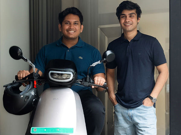 Rentkar deploys 1000+ Electric Scooters, suggests why should one switch to their Zero Commitment, Easy service, Emi Competitive subscription model
