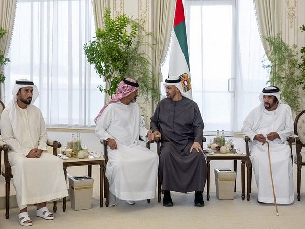 UAE President receives Crown Prince of Ajman