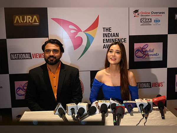 Dr Bhavesh Parmar Organizes Prestigious Indian Eminence Award with Celebrity Guest Sara Khan