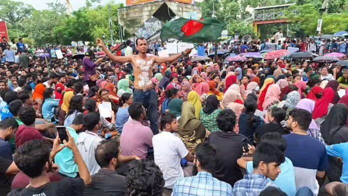 Anti-quota protest in Dhaka | Photo: Deep Halder