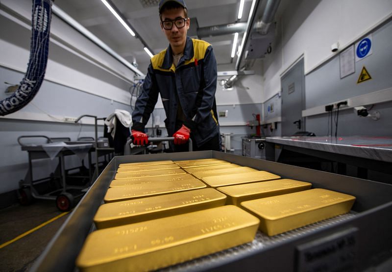 Gold climbs as traders brace for US inflation data ThePrint ReutersFeed