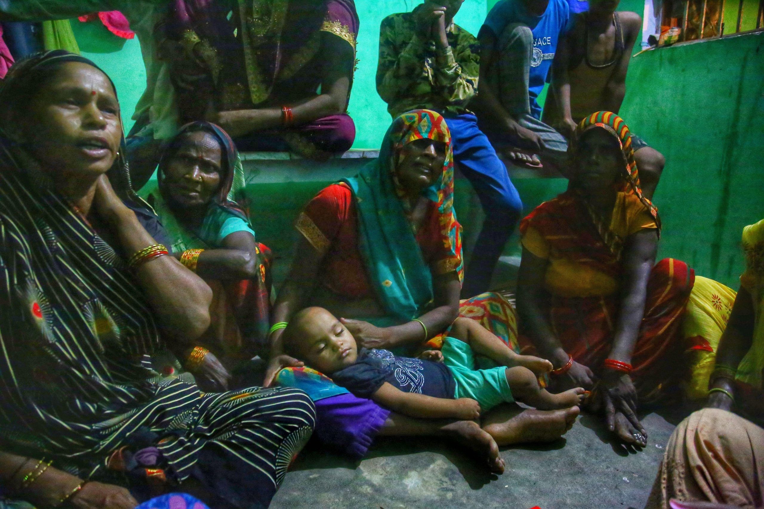 Women of the family mourn the deaths of 22-year-old woman and her infant daughter | Manisha Mondal | ThePrint