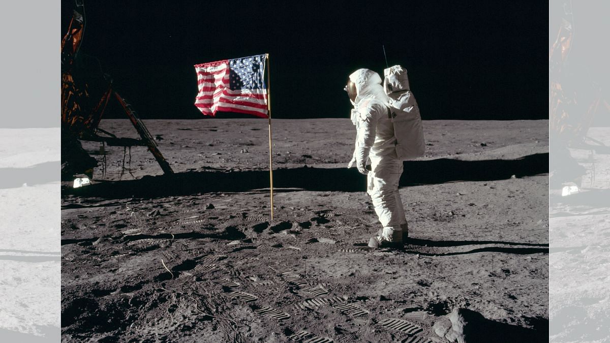 Buzz Aldrin salutes US flag on the Moon | Photo: Apollo 11 Image Library, via Wikimedia Commons