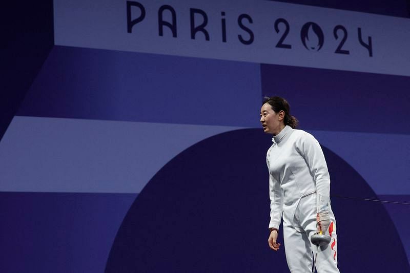 OlympicsFencingDefending champion Sun defeated in suddendeath epee