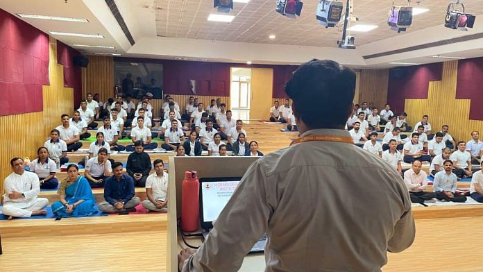 MDNIY organised a special lecture on the significance of 'Yoga and Ahara (diet)' by Vaidya Prof. Kamlesh Kumar Sharma, Former Prof, National Institute of Ayurveda (NIA), Jaipur | X/@mdniy