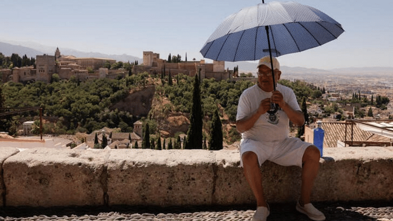 World breaks hottest day record for second day in a row