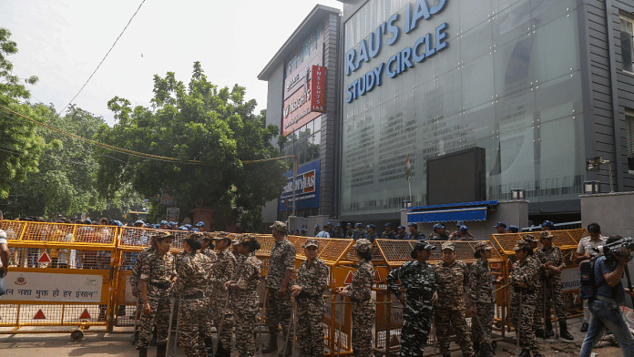 Security personnel outside Rau's office in Delhi's Old Rajinder Nagar | Suraj Singh Bisht | ThePrint
