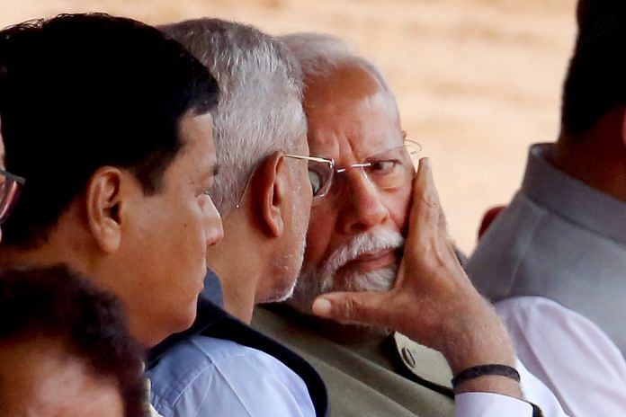 PM Modi speaking to S. Jaishankar at the ceremonial reception | Photo: Praveen Jain | ThePrint