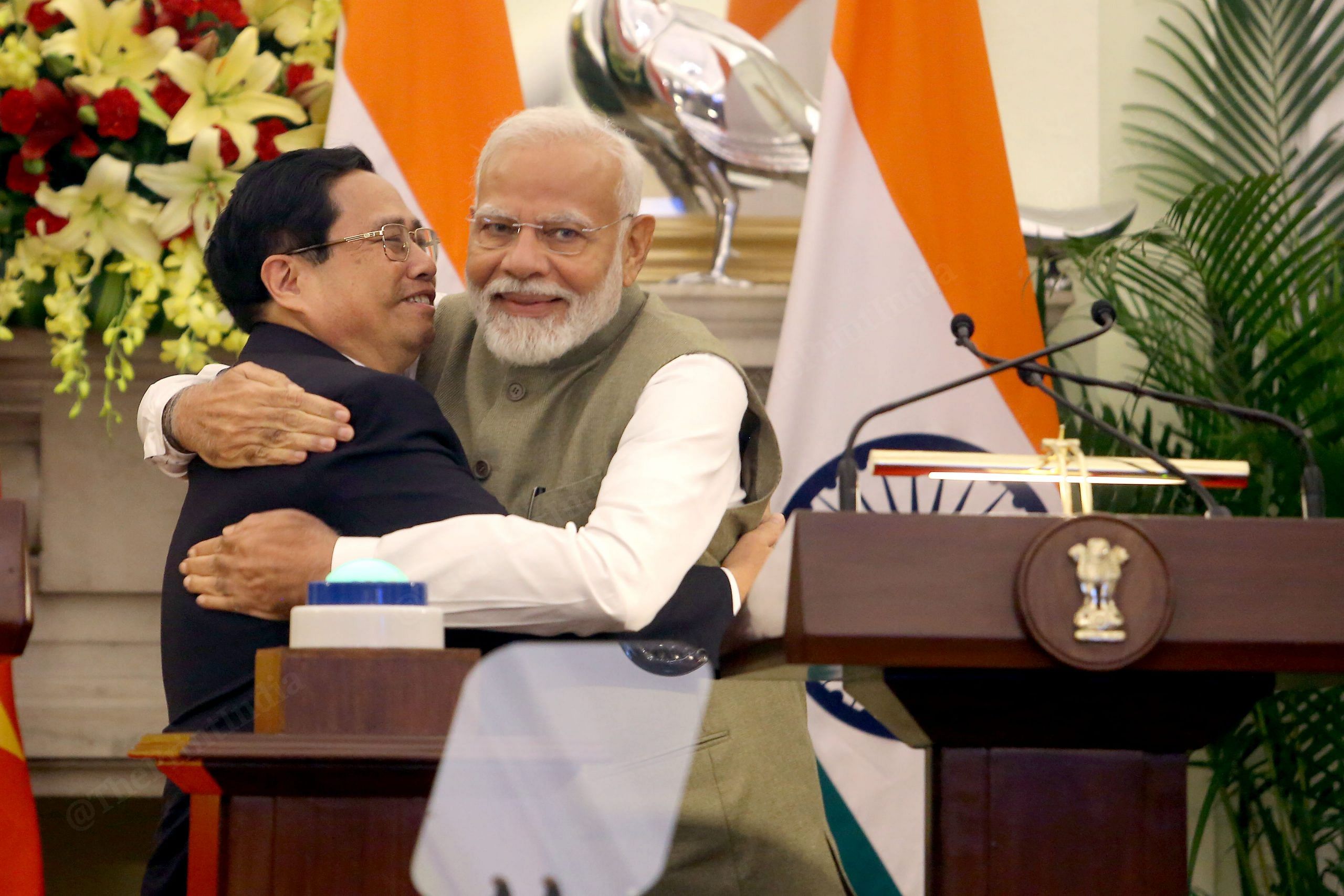 Modi and Chinh hug after addressing joint press conference | Praveen Jain | ThePrint