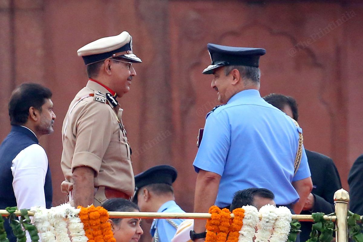 Police Commissioner of Delhi Sanjay Arora talk to Chief of the Air Staff of India Vivek Ram Chaudhari | Praveen Jain | ThePrint