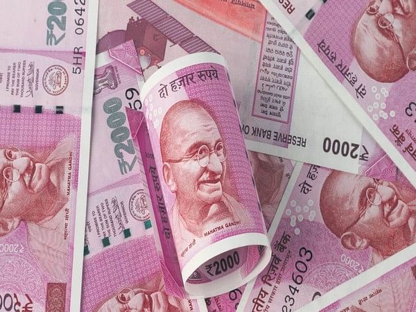 2.08 pc of Rs 2000 notes, valued Rs 7,409 crore, still to be returned: RBI