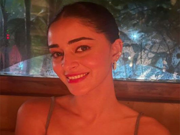 Ananya Panday shares pictures from 'girls night'