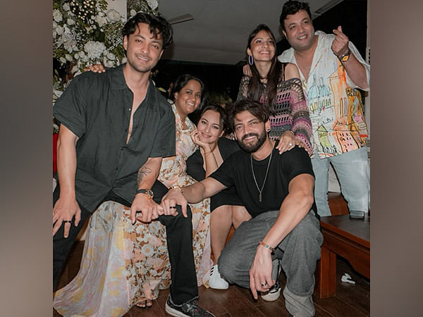 Sonakshi Sinha, Zaheer Iqbal share fun moments from Arpita Khan's Birthday bash