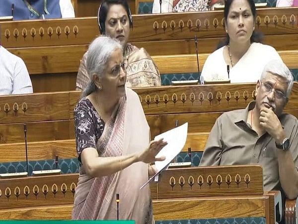 Only Rs 138 crore refunded so far out of Rs 25,000 crore to Sahara investors: FM