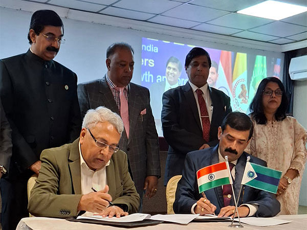 MOU In Education with Nehru Group Signed at the India Mauritius Trade Conference