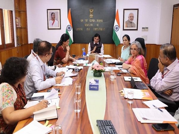 Employment-Linked Incentive Scheme will be Implemented in Mission-Mode: Mandaviya