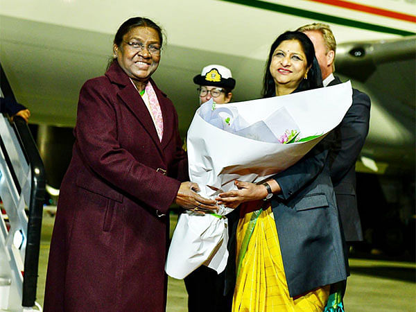 President Murmu arrives in New Zealand on second leg of three-nation tour