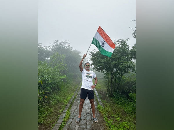 Milind Soman announces 3rd edition of Unity Run targeting a 240 km barefeet run from Pune to Vasai Virar Fort