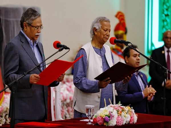 Bangladesh: Head of interim government Muhammad Yunus acquitted in bribe case