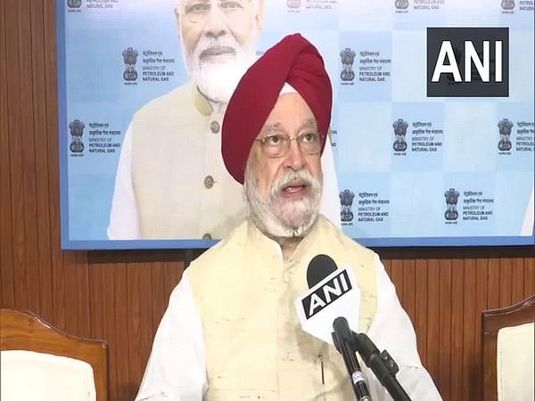 PNG 5 times, LPG doubled and ethanol blending up 10 times over last decade:  Hardeep Puri