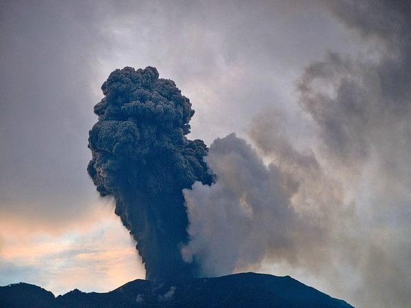 Shiveluch volcano erupts after 7.0 magnitude earthquake strikes off eastern Russian coast