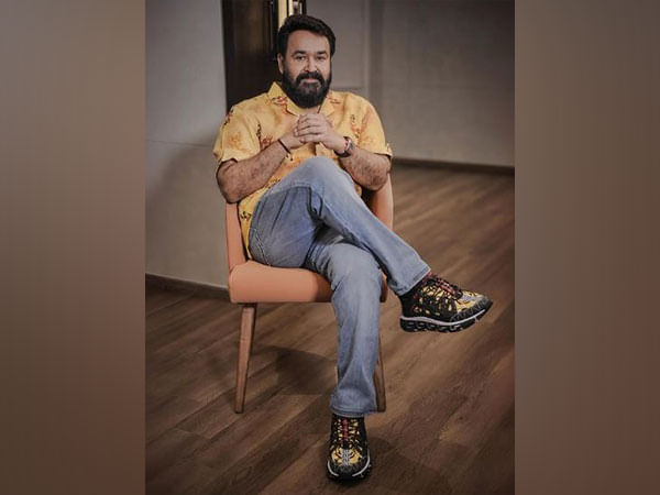 Mohanlal hospitalised due to high fever and breathing issues